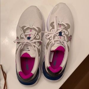 Nike Renew Women’s Tennis Shoes